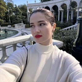 Айнур Исрафилова 
