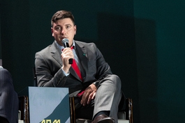 Максим Михайлов 