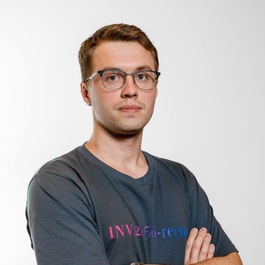 Антон Сипачев Антон Сипачев